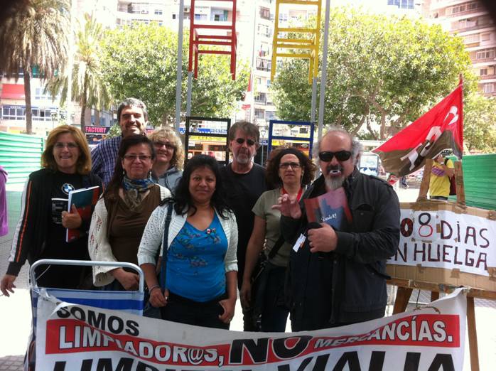 Foto huelga Vialia Malaga 2012 (2).jpg