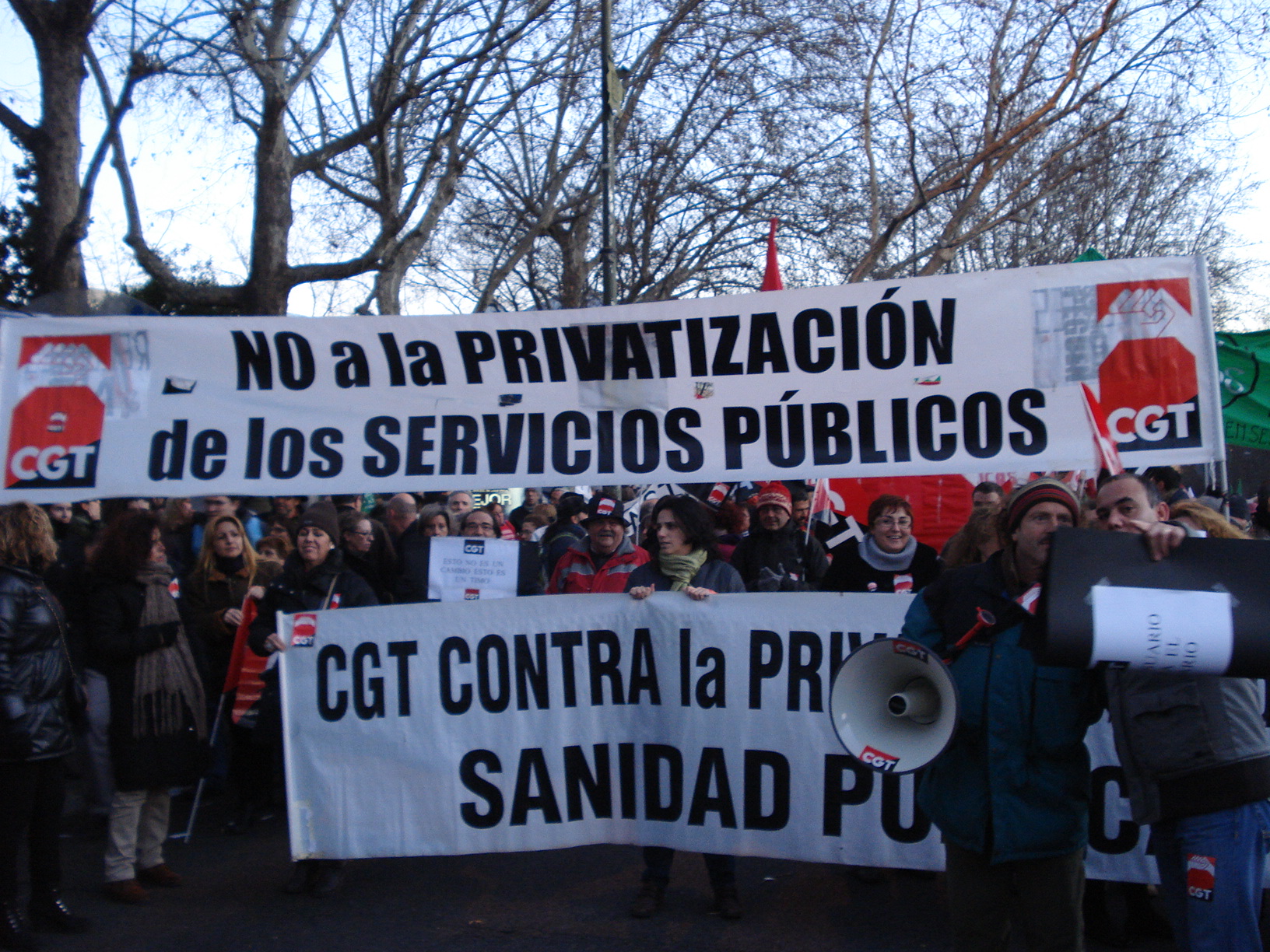 MANIFESTACION CONTRA LOS RECORTES 7-01-2012 008.jpg