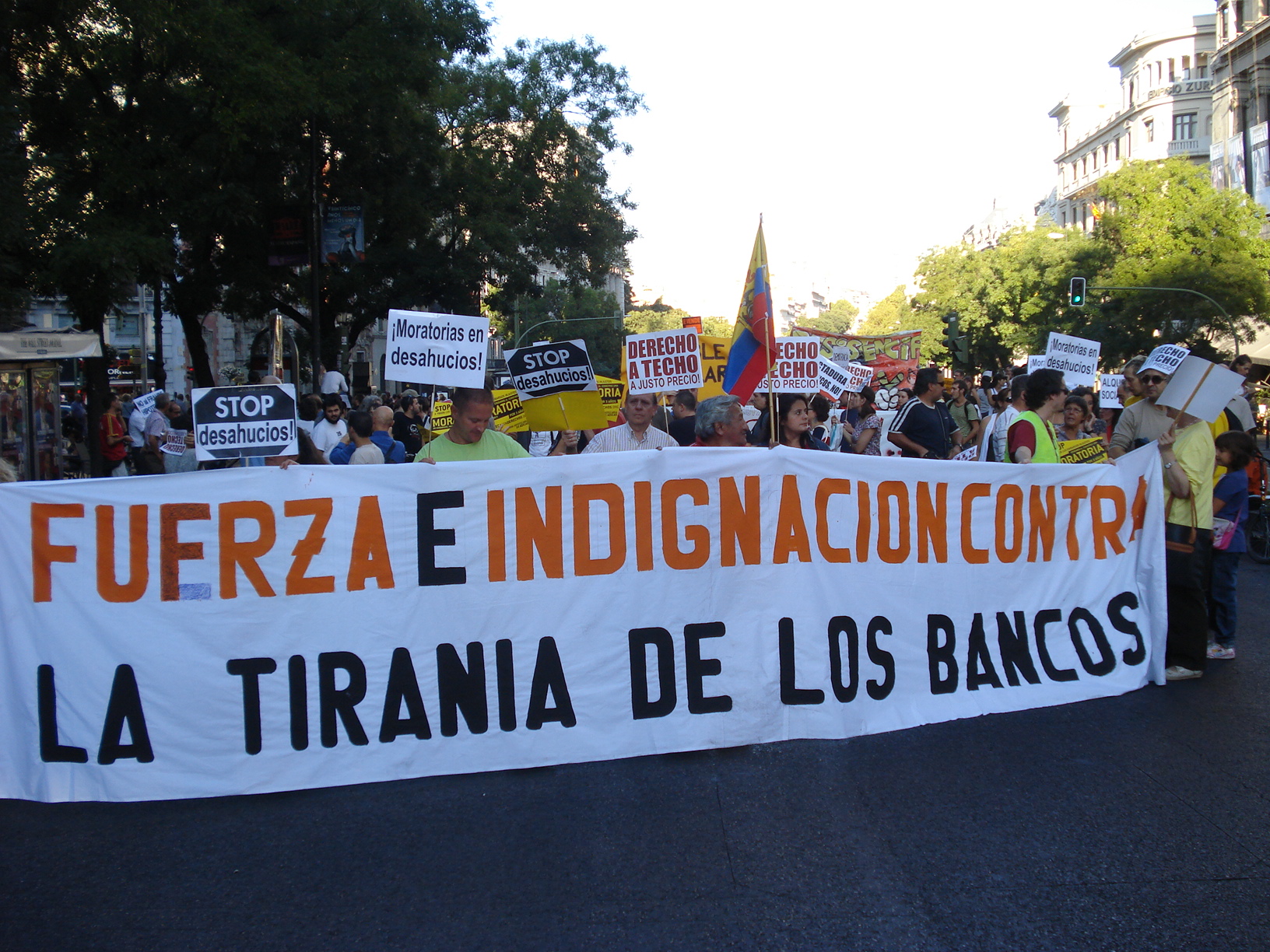 MANIFESTACION STOP DESAHUCIOS-25-09-2011 018.jpg