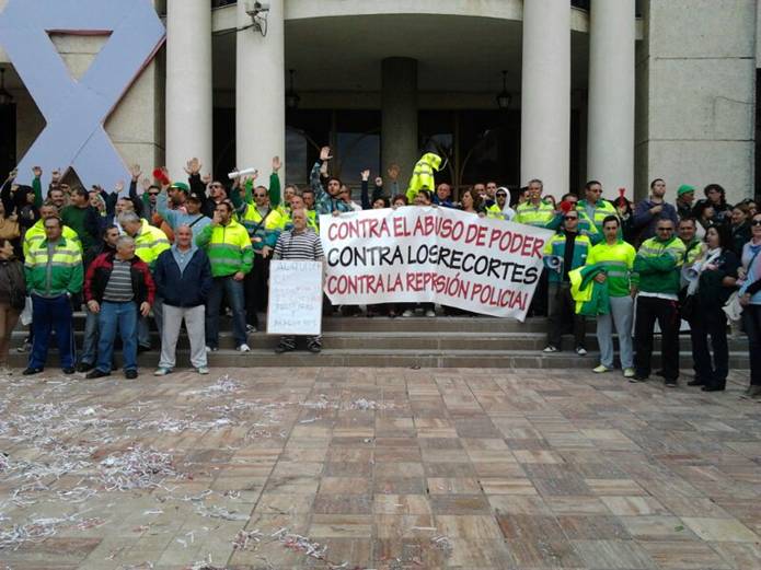 Huelga limpieza Rincon Victoria 2012.jpg
