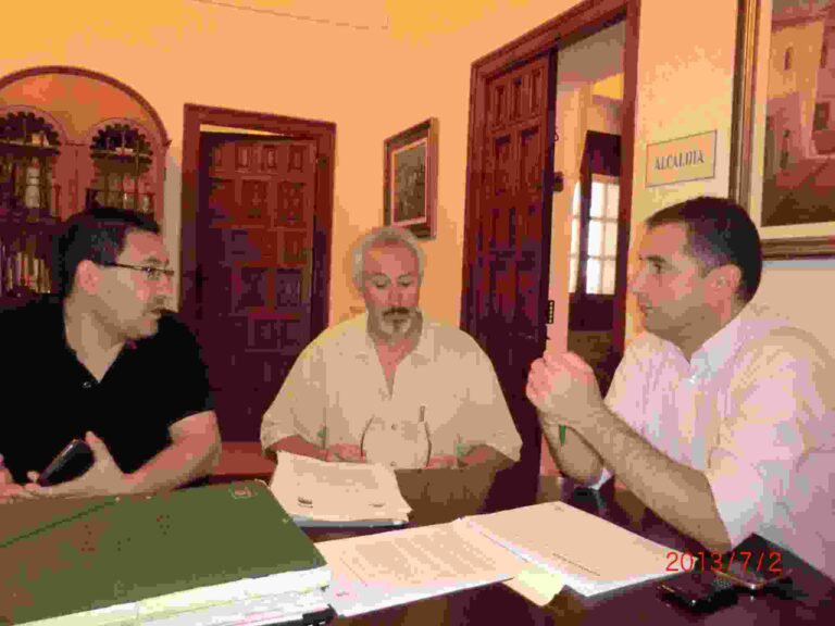 2013-07-02-aytos-consorcio trenes (2)_moguer.JPG