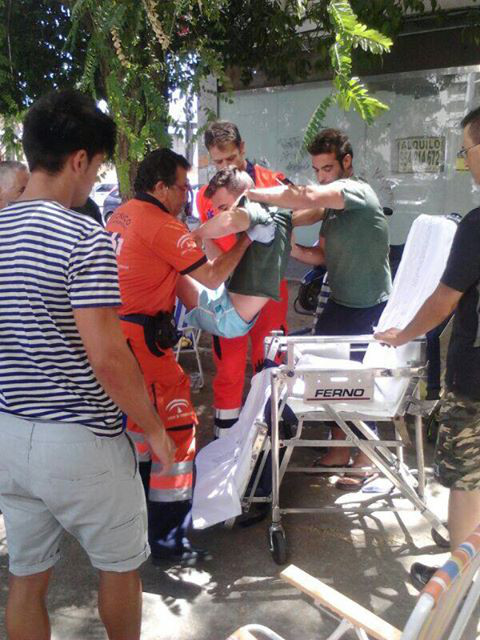 9-Ag bombero Infoca Andalucia huelga hambre 2013.jpg