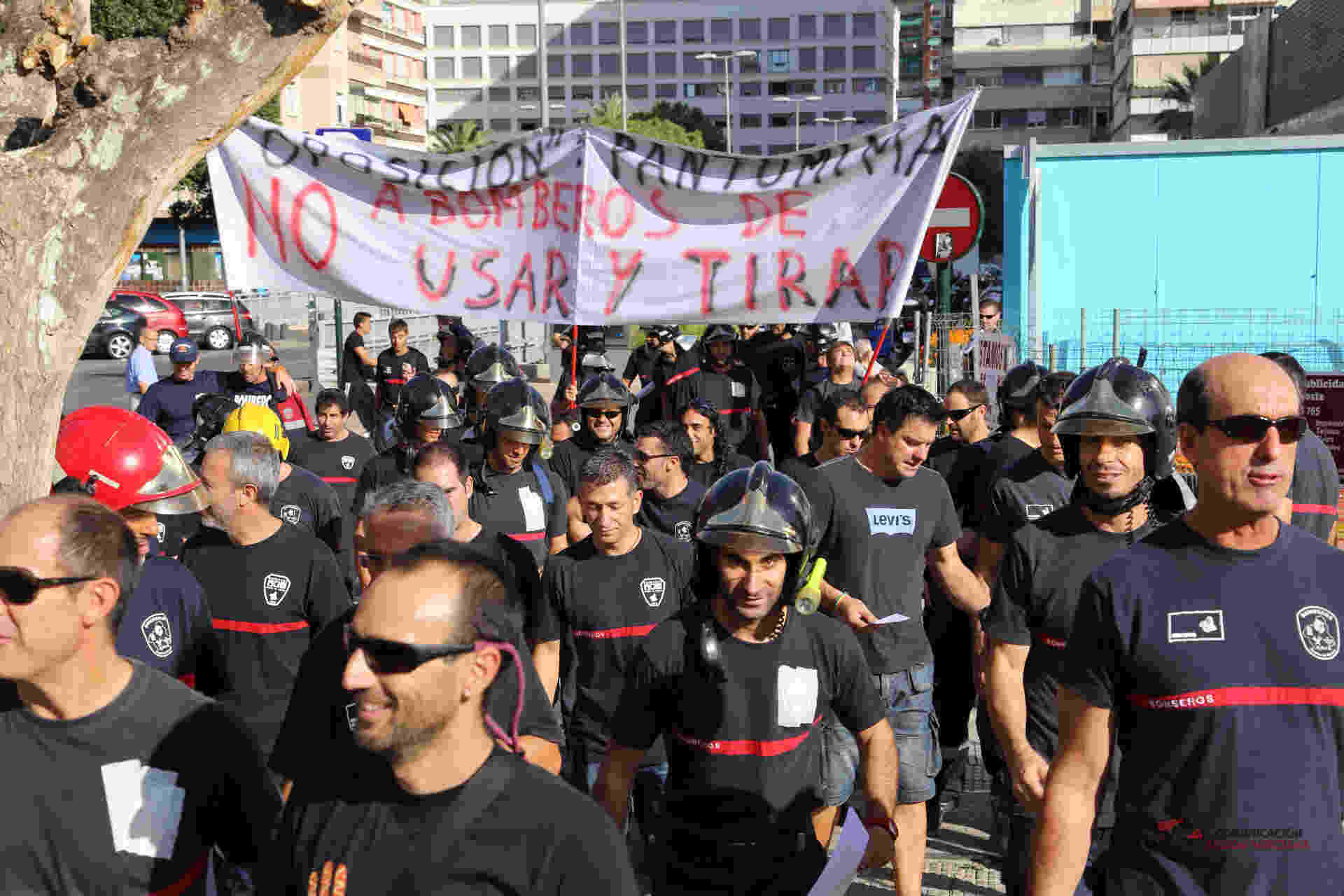 ProtestaBomberosCGTMurcia03 web.jpg