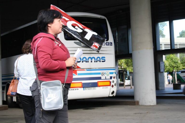 20131111_Autobus Damas CGT.jpg