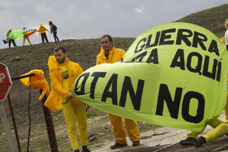L2_Protesta_antimilitar.jpg