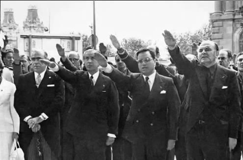 Imagen de CGT: “Los apoyos al fascista Martín Villa por parte de expresidentes y miembros de sindicatos del régimen demuestran la farsa de la transición en la que se cimentó el actual Estado de Derecho”