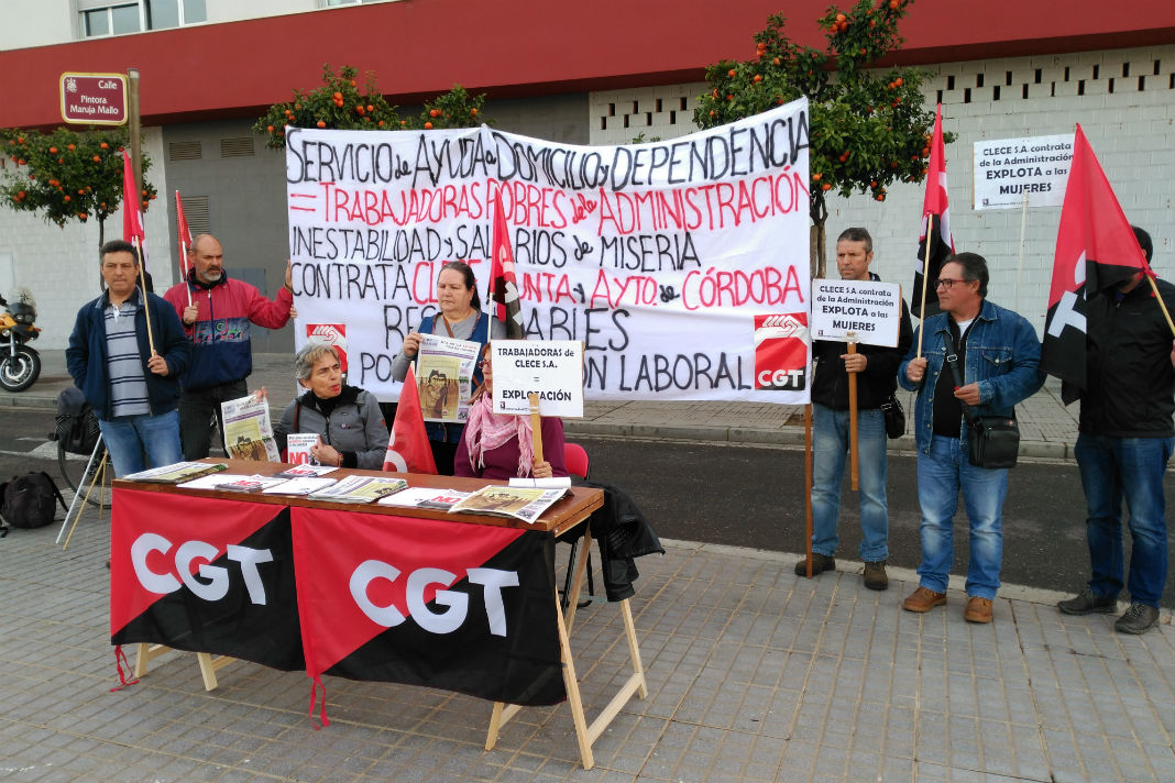 Imagen de CGT exige al Ejecutivo de Sánchez e Iglesias la equiparación, en relación al Covid-19, de las trabajadoras de Ayuda a Domicilio al personal sanitario