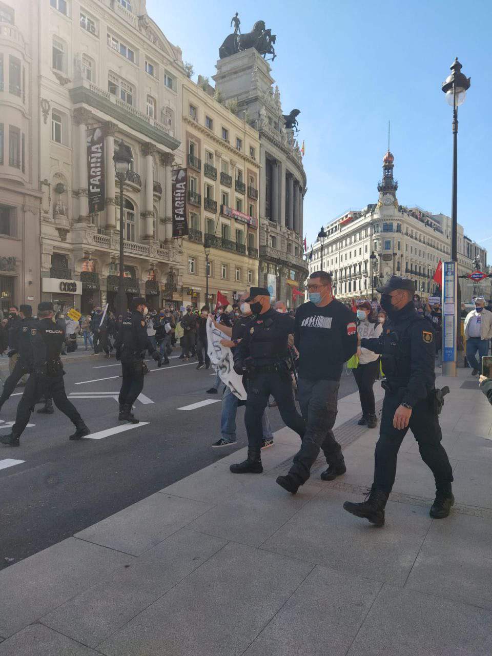 Imagen de Represión contra los manifestantes que defienden la Sanidad Pública