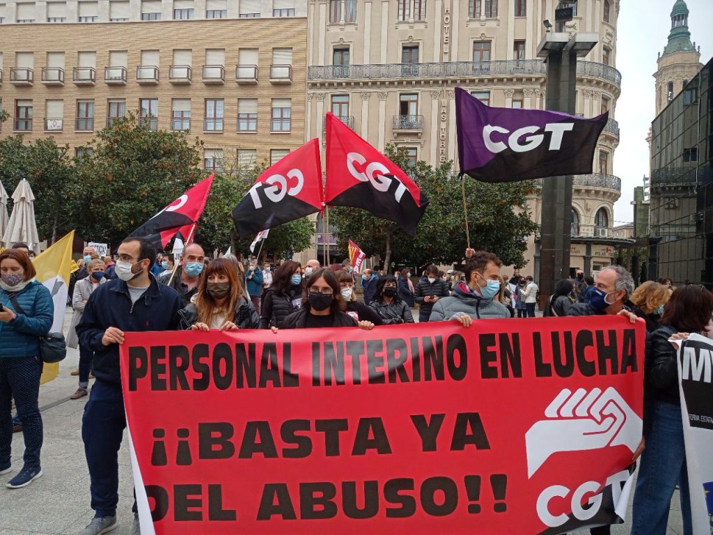 Interinos en una concentración en Zaragoza. Imagen: ARAINFO.