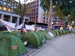 Imagen de CGT apoya al movimiento ‘Nadie Sin Hogar’ en su denuncia a la Fiscalía del Estado sobre el abandono de personas sin hogar.