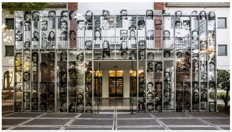 Imagen de CGT se solidariza con todas las trabajadoras del Centro De Memoria argentina (ex ESMA) y expresamos nuestra repulsa a esta represión de Estado.