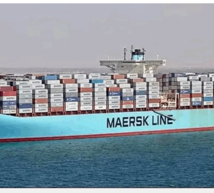 Imagen de Un nuevo cargamento militar rumbo a Israel cruzará el Estrecho de Gibraltar con apoyo de Maersk y la complicidad de los puertos de Barcelona, Valencia y Algeciras.