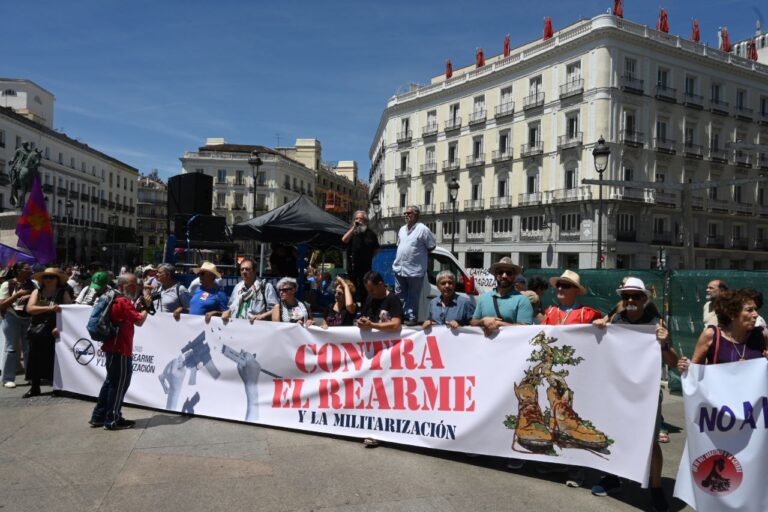 Manifiesto ‘No nos resignamos al rearme y a la guerra en Europa’