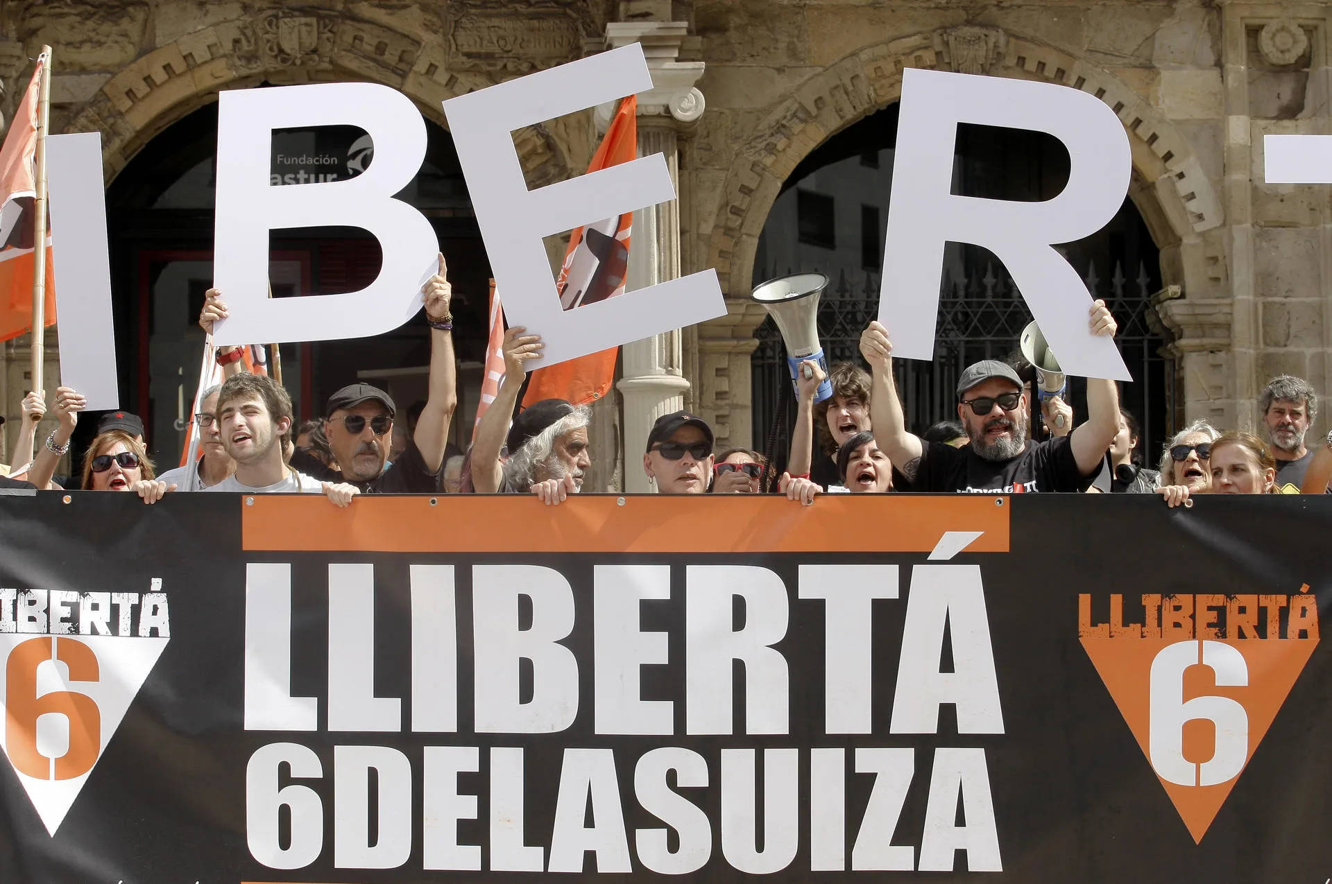 Imagen de CGT ante la concesión del tercer grado para Las 6 de la Suiza