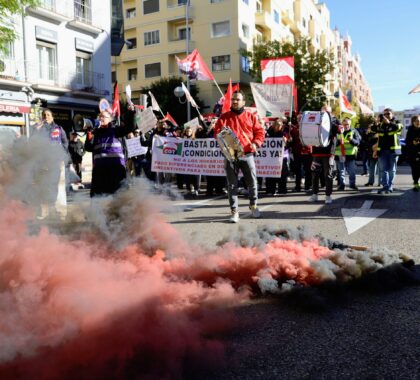 Imagen de CRÍTICA A LA PROPUESTA DE LA CEOE DE SUBIDA DEL SMI PARA 2026